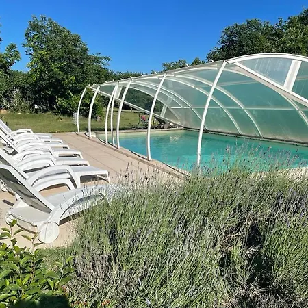 Les Oiseaux De Passage Bed & Breakfast 3*